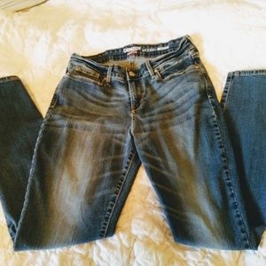 Levi's Denizen Modern Skinnies Sz. 8m